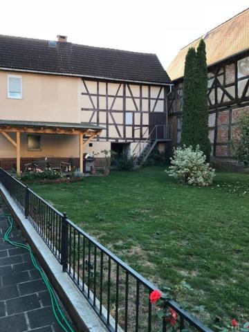Monteurzimmer-Graf Nidda ภายนอก รูปภาพ
